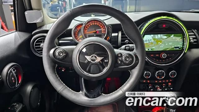 2018 Mini Cooper 5Door HIGH Sold VIN WMWXU1109J2H04100 – side profile 2018 Mini Cooper 5Door HIGH Sold VIN WMWXU1109J2H04100 – side profile