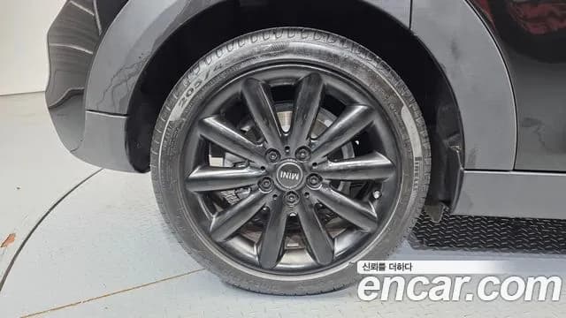 2019 Mini Cooper S 5Door Standard Sold VIN WMWXU310XK2H91471 – dashboard 2019 Mini Cooper S 5Door Standard Sold VIN WMWXU310XK2H91471 – dashboard