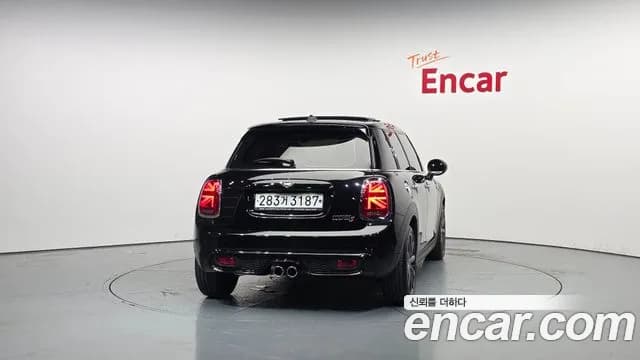2019 Mini Cooper S 5Door Standard Sold VIN WMWXU310XK2H91471 – engine bay 2019 Mini Cooper S 5Door Standard Sold VIN WMWXU310XK2H91471 – engine bay