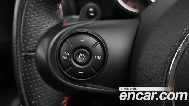 2019 Mini Cooper S 5Door Standard Sold VIN WMWXU310XK2H91471 – trunk area 2019 Mini Cooper S 5Door Standard Sold VIN WMWXU310XK2H91471 – trunk area