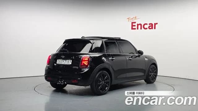 2019 Mini Cooper S 5Door Standard Sold VIN WMWXU310XK2H91471 – photo 11 2019 Mini Cooper S 5Door Standard Sold VIN WMWXU310XK2H91471 – photo 11