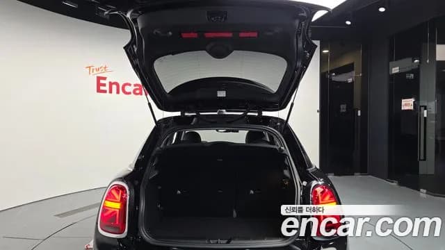 2019 Mini Cooper S 5Door Standard Sold VIN WMWXU310XK2H91471 – photo 20 2019 Mini Cooper S 5Door Standard Sold VIN WMWXU310XK2H91471 – photo 20