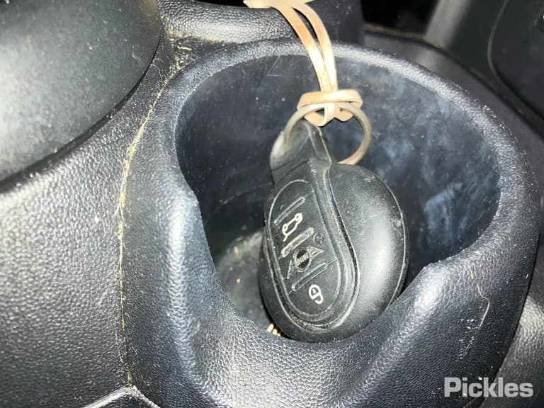 2020 Mini Hatch Used VIN WMWXU720802L87973 – side profile 2020 Mini Hatch Used VIN WMWXU720802L87973 – side profile