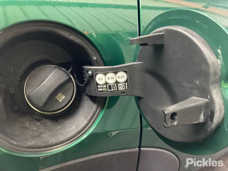2020 Mini Hatch Used VIN WMWXU720802L87973 – trunk area 2020 Mini Hatch Used VIN WMWXU720802L87973 – trunk area