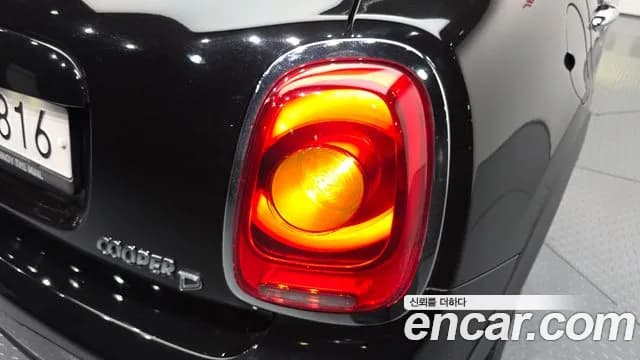 2018 Mini Cooper D 5Door HIGH Sold VIN WMWXV3100JTE92805 – photo 26 2018 Mini Cooper D 5Door HIGH Sold VIN WMWXV3100JTE92805 – photo 26