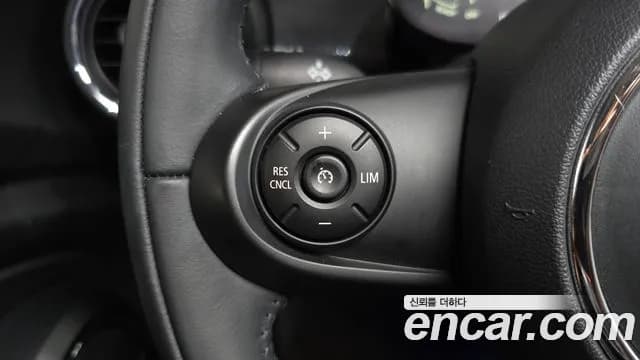 2021 Mini Cooper 5Door HIGH Sold VIN WMWXV7101M2N94306 – rear exterior 2021 Mini Cooper 5Door HIGH Sold VIN WMWXV7101M2N94306 – rear exterior