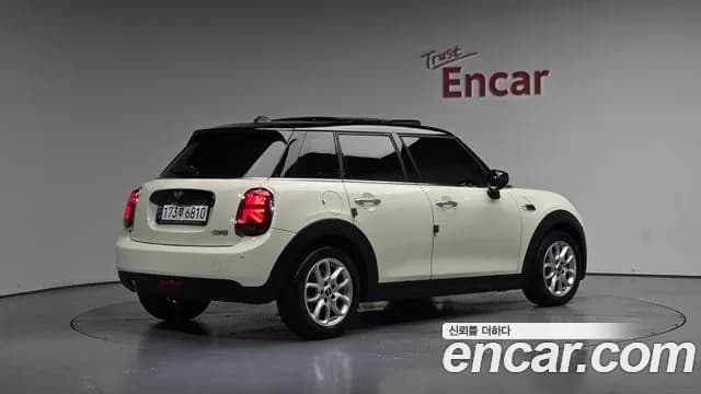 2021 Mini Cooper 5Door HIGH Sold VIN WMWXV7101M2N94306 – photo 15 2021 Mini Cooper 5Door HIGH Sold VIN WMWXV7101M2N94306 – photo 15