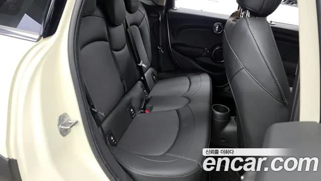 2021 Mini Cooper 5Door HIGH Sold VIN WMWXV7101M2N94516 – photo 30 2021 Mini Cooper 5Door HIGH Sold VIN WMWXV7101M2N94516 – photo 30