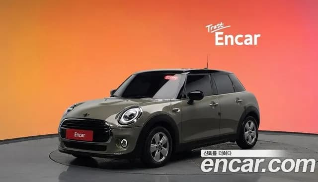 2020 Mini Cooper 5Door Standard Sold VIN WMWXV7102L2M58071 – rear exterior 2020 Mini Cooper 5Door Standard Sold VIN WMWXV7102L2M58071 – rear exterior