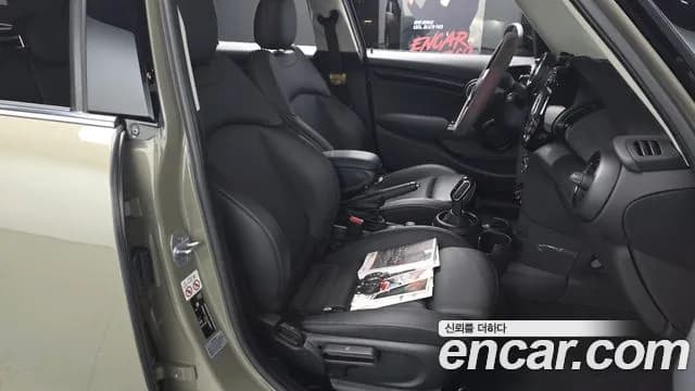 2020 Mini Cooper 5Door Standard Sold VIN WMWXV7102L2M58071 – photo 15 2020 Mini Cooper 5Door Standard Sold VIN WMWXV7102L2M58071 – photo 15