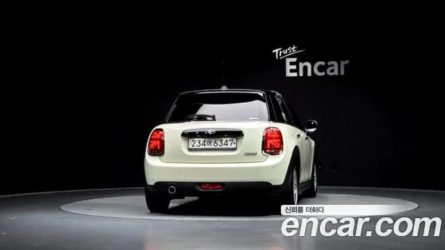 2020 Mini Cooper 5Door Standard Sold VIN WMWXV7104L2L83440 – engine bay 2020 Mini Cooper 5Door Standard Sold VIN WMWXV7104L2L83440 – engine bay