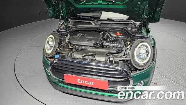2020 Mini Cooper 5Door HIGH Sold VIN WMWXV7105L2M72434 – exterior detail 2020 Mini Cooper 5Door HIGH Sold VIN WMWXV7105L2M72434 – exterior detail