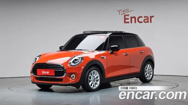 2021 Mini Cooper 5Door HIGH Sold VIN WMWXV7105M2N61020 – front exterior 2021 Mini Cooper 5Door HIGH Sold VIN WMWXV7105M2N61020 – front exterior
