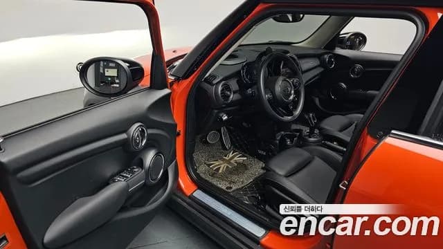2021 Mini Cooper 5Door HIGH Sold VIN WMWXV7105M2N61020 – odometer reading 2021 Mini Cooper 5Door HIGH Sold VIN WMWXV7105M2N61020 – odometer reading
