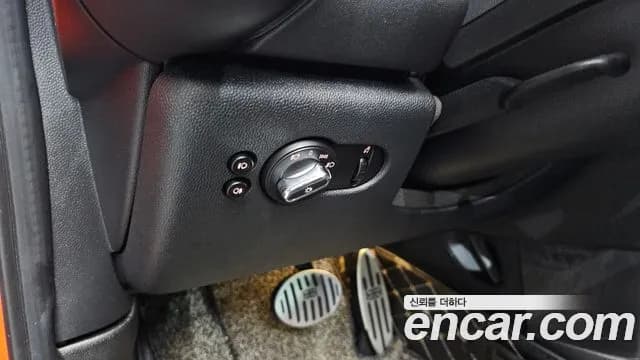 2021 Mini Cooper 5Door HIGH Sold VIN WMWXV7105M2N61020 – photo 28 2021 Mini Cooper 5Door HIGH Sold VIN WMWXV7105M2N61020 – photo 28