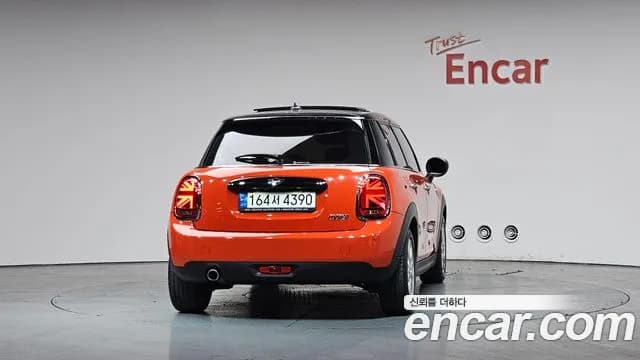 2021 Mini Cooper 5Door HIGH Sold VIN WMWXV7105M2N61020 – photo 30 2021 Mini Cooper 5Door HIGH Sold VIN WMWXV7105M2N61020 – photo 30