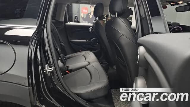 2021 Mini Cooper 5Door HIGH Sold VIN WMWXV7106M2N60409 – photo 21 2021 Mini Cooper 5Door HIGH Sold VIN WMWXV7106M2N60409 – photo 21