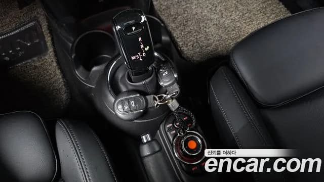 2021 Mini Cooper 5Door HIGH Sold VIN WMWXV7106M2N60409 – photo 29 2021 Mini Cooper 5Door HIGH Sold VIN WMWXV7106M2N60409 – photo 29