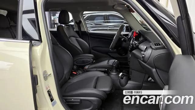 2020 Mini Cooper 5Door Standard Sold VIN WMWXV7107L2M72581 – photo 12 2020 Mini Cooper 5Door Standard Sold VIN WMWXV7107L2M72581 – photo 12