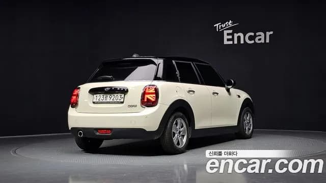 2020 Mini Cooper 5Door Standard Sold VIN WMWXV7107L2M72581 – photo 15 2020 Mini Cooper 5Door Standard Sold VIN WMWXV7107L2M72581 – photo 15