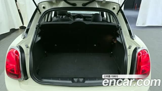 2021 Mini Cooper 5Door HIGH Sold VIN WMWXV7107M2N90891 – rear exterior 2021 Mini Cooper 5Door HIGH Sold VIN WMWXV7107M2N90891 – rear exterior