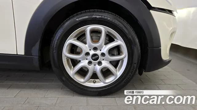 2021 Mini Cooper 5Door HIGH Sold VIN WMWXV7107M2N90891 – side profile 2021 Mini Cooper 5Door HIGH Sold VIN WMWXV7107M2N90891 – side profile