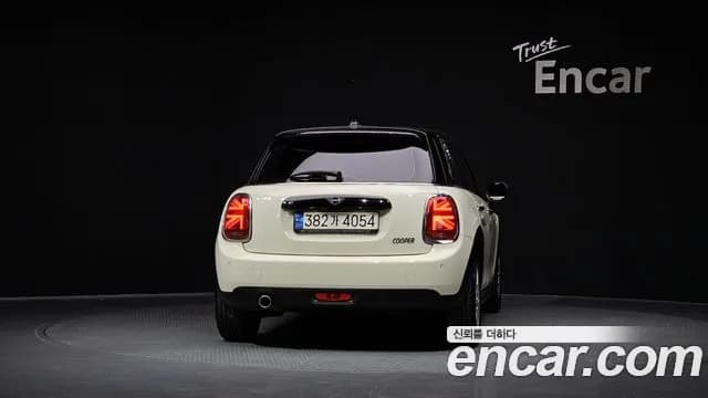 2021 Mini Cooper 5Door HIGH Sold VIN WMWXV7107M2N90891 – photo 20 2021 Mini Cooper 5Door HIGH Sold VIN WMWXV7107M2N90891 – photo 20