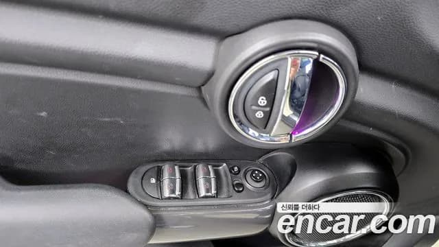 2021 Mini Cooper 5Door HIGH Sold VIN WMWXV7107M2N90891 – photo 27 2021 Mini Cooper 5Door HIGH Sold VIN WMWXV7107M2N90891 – photo 27