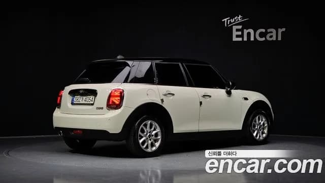 2021 Mini Cooper 5Door HIGH Sold VIN WMWXV7107M2N90891 – photo 28 2021 Mini Cooper 5Door HIGH Sold VIN WMWXV7107M2N90891 – photo 28