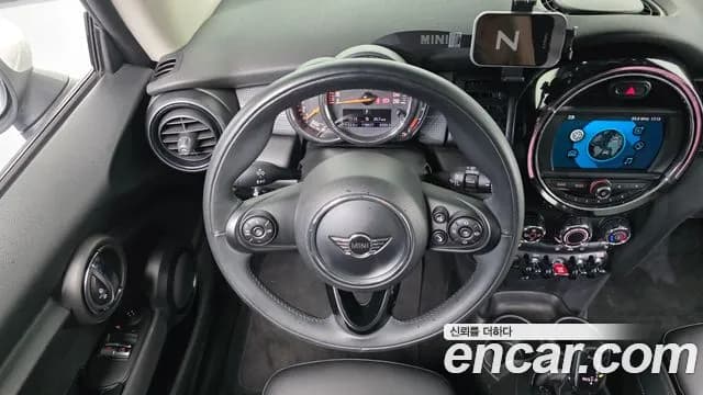 2019 Mini Cooper D Standard Sold VIN WMWXY3101KTF77709 – side profile 2019 Mini Cooper D Standard Sold VIN WMWXY3101KTF77709 – side profile
