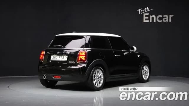 2019 Mini Cooper D HIGH Sold VIN WMWXY3102KTF78643 – undercarriage 2019 Mini Cooper D HIGH Sold VIN WMWXY3102KTF78643 – undercarriage
