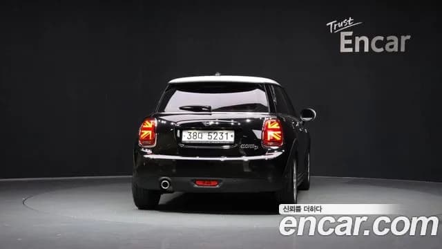 2019 Mini Cooper D HIGH Sold VIN WMWXY3102KTF78643 – photo 16 2019 Mini Cooper D HIGH Sold VIN WMWXY3102KTF78643 – photo 16