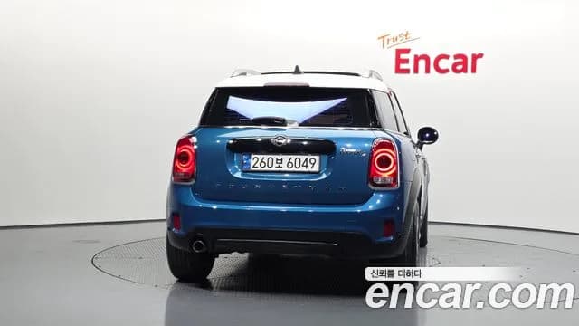 2017 Mini Cooper D Countryman Standard Sold VIN WMWYT9101H3D74463 – side profile 2017 Mini Cooper D Countryman Standard Sold VIN WMWYT9101H3D74463 – side profile
