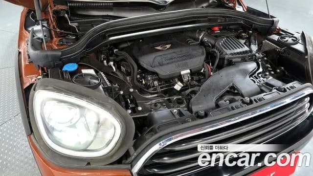 2018 Mini Cooper D Countryman ALL4 HIGH Sold VIN WMWYU1100J3E83260 – front exterior 2018 Mini Cooper D Countryman ALL4 HIGH Sold VIN WMWYU1100J3E83260 – front exterior