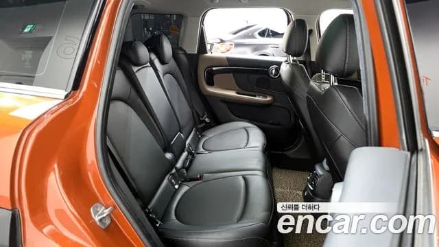 2018 Mini Cooper D Countryman ALL4 HIGH Sold VIN WMWYU1100J3E83260 – exterior detail 2018 Mini Cooper D Countryman ALL4 HIGH Sold VIN WMWYU1100J3E83260 – exterior detail
