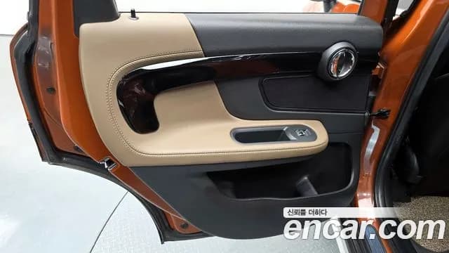 2018 Mini Cooper D Countryman ALL4 HIGH Sold VIN WMWYU1100J3E83260 – photo 19 2018 Mini Cooper D Countryman ALL4 HIGH Sold VIN WMWYU1100J3E83260 – photo 19