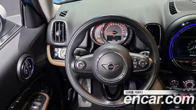 2018 Mini Cooper Countryman Standard Sold VIN WMWYU9101J3C02775 – photo 11 2018 Mini Cooper Countryman Standard Sold VIN WMWYU9101J3C02775 – photo 11