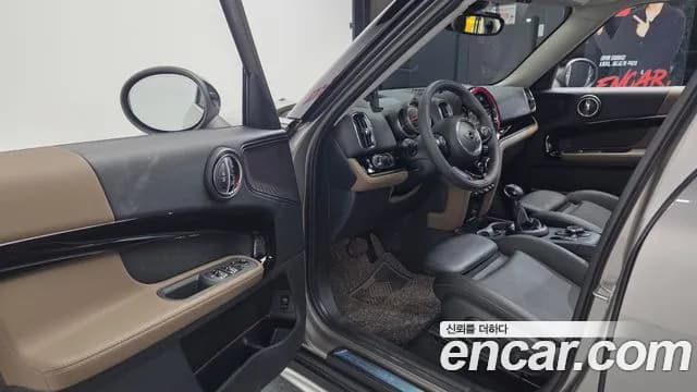 2019 Mini Cooper Countryman HIGH Sold VIN WMWYU9106K3K35513 – rear exterior 2019 Mini Cooper Countryman HIGH Sold VIN WMWYU9106K3K35513 – rear exterior