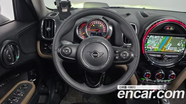 2019 Mini Cooper Countryman HIGH Sold VIN WMWYU9106K3K35513 – interior seats 2019 Mini Cooper Countryman HIGH Sold VIN WMWYU9106K3K35513 – interior seats
