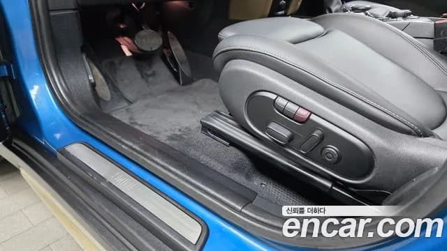 2019 Mini Cooper Countryman HIGH Sold VIN WMWYU9107K3H02201 – exterior detail 2019 Mini Cooper Countryman HIGH Sold VIN WMWYU9107K3H02201 – exterior detail