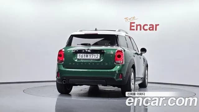 2020 Mini Cooper Countryman Standard Sold VIN WMWYX3102L3L80103 – interior seats 2020 Mini Cooper Countryman Standard Sold VIN WMWYX3102L3L80103 – interior seats