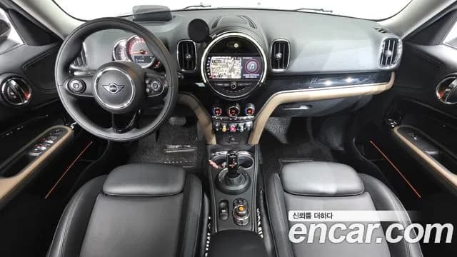 2020 Mini Cooper Countryman HIGH Sold VIN WMWYX3104L3L42890 – interior seats 2020 Mini Cooper Countryman HIGH Sold VIN WMWYX3104L3L42890 – interior seats