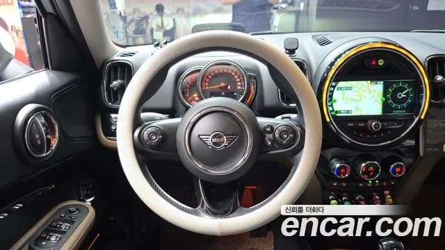 2019 Mini Cooper D Countryman ALL4 HIGH Sold VIN WMWYY5104K3G74287 – dashboard 2019 Mini Cooper D Countryman ALL4 HIGH Sold VIN WMWYY5104K3G74287 – dashboard