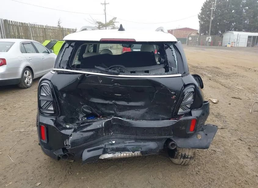 2024 MINI Countryman Used VIN WMZ83BR05R3R41285 – front exterior 2024 MINI Countryman Used VIN WMZ83BR05R3R41285 – front exterior