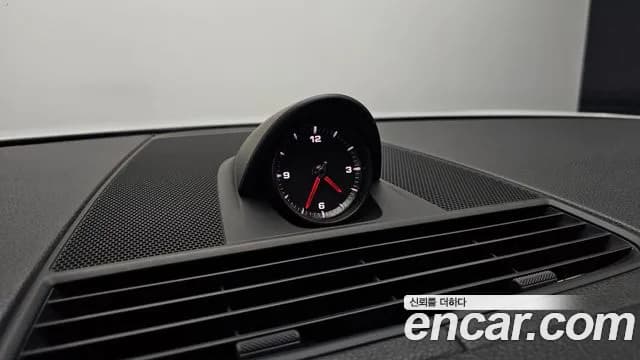 2018 Porsche Panamera (971) 3.0 Sold VIN WP0AA2A76JL112679 – exterior detail 2018 Porsche Panamera (971) 3.0 Sold VIN WP0AA2A76JL112679 – exterior detail