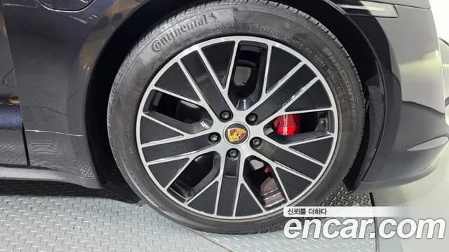 2022 Porsche Taycan Base Sold VIN WP0AA2Y12NSA15005 – side profile 2022 Porsche Taycan Base Sold VIN WP0AA2Y12NSA15005 – side profile