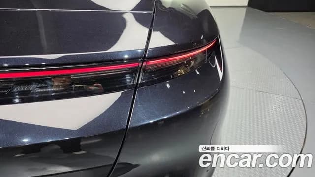 2022 Porsche Taycan Base Sold VIN WP0AA2Y12NSA15005 – interior seats 2022 Porsche Taycan Base Sold VIN WP0AA2Y12NSA15005 – interior seats