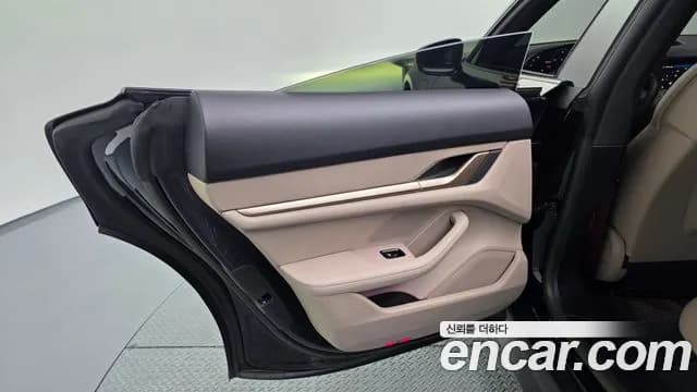 2022 Porsche Taycan Base Sold VIN WP0AA2Y12NSA15005 – photo 15 2022 Porsche Taycan Base Sold VIN WP0AA2Y12NSA15005 – photo 15