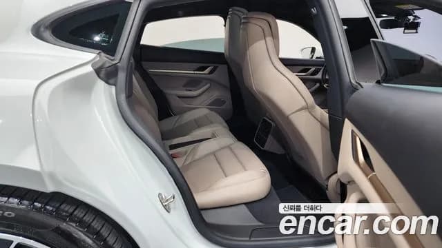 2022 Porsche Taycan Base Sold VIN WP0AA2Y13NSA10613 – exterior detail 2022 Porsche Taycan Base Sold VIN WP0AA2Y13NSA10613 – exterior detail