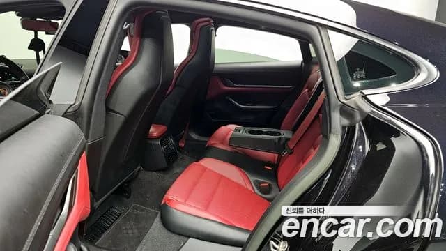 2024 Porsche Taycan Base Sold VIN WP0AA2Y1XRSA10601 – undercarriage 2024 Porsche Taycan Base Sold VIN WP0AA2Y1XRSA10601 – undercarriage